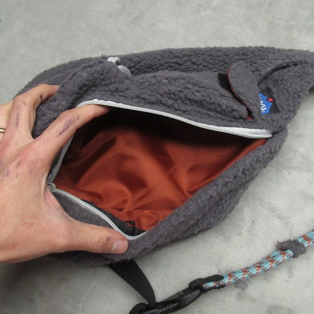 KAVU Rope Bag Unisex Mini Grey Sherpa Fleece‎ Sling Backpack Adjustable Strap